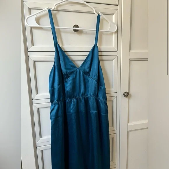 Teal Sleeveless Dress - Picture 1 of 4